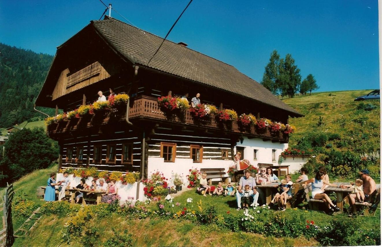Bauernhof Oberfriessnig Villa Radenthein Exterior photo